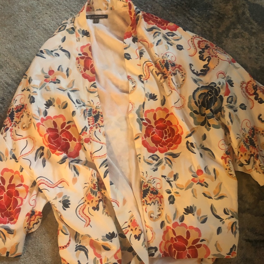 Floral loose cardigan 🌹